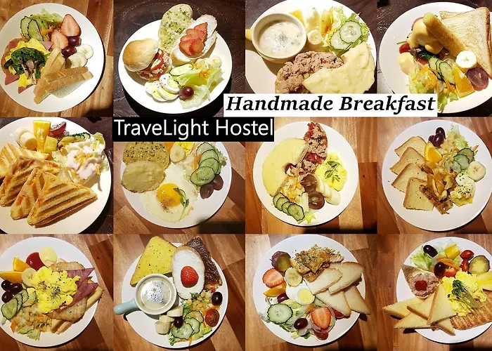 Travel Light Hostel *
