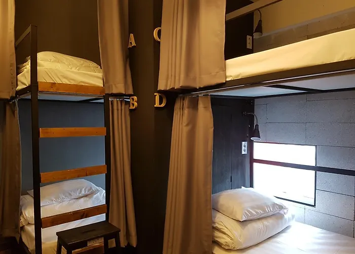 Hostel Travel Light *