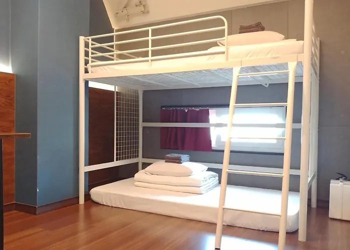 Travel Light Hostel Busan